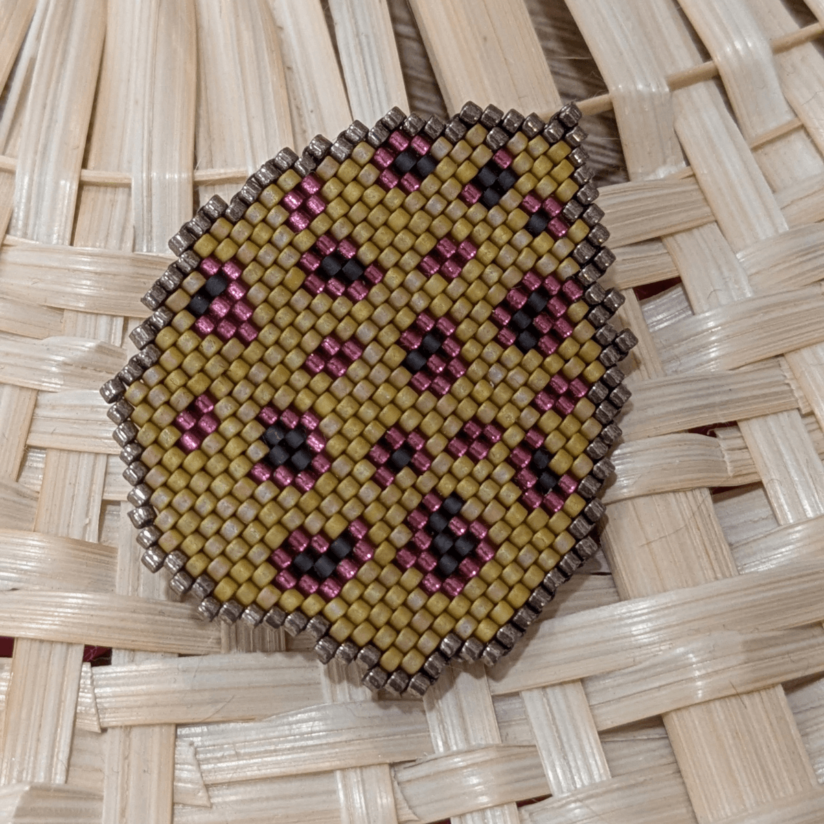BROCHE FEUILLE LEO